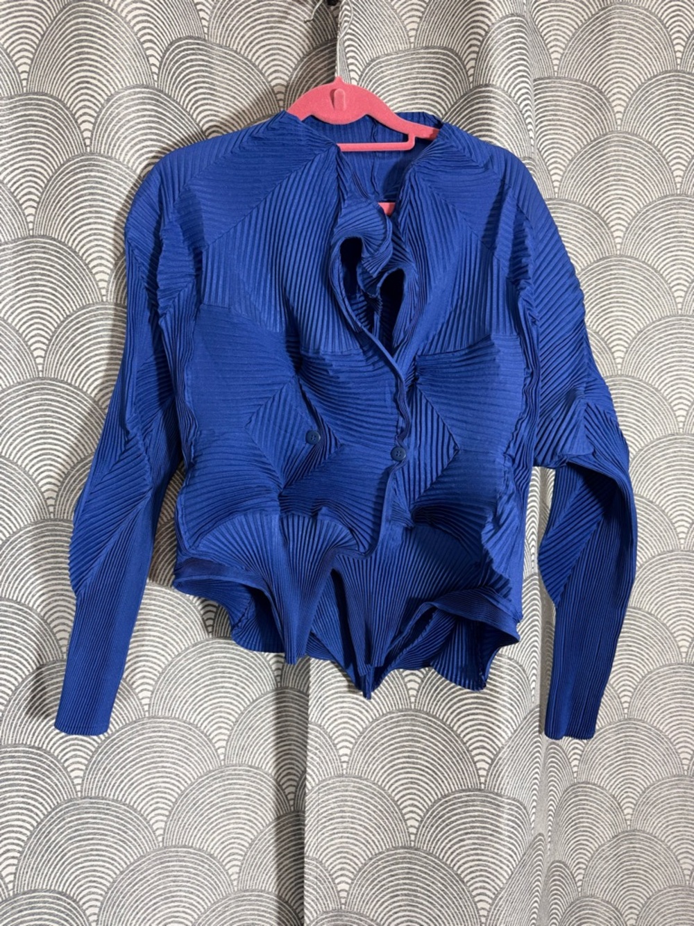Women's Blue Textured Pleated Button-Front Top